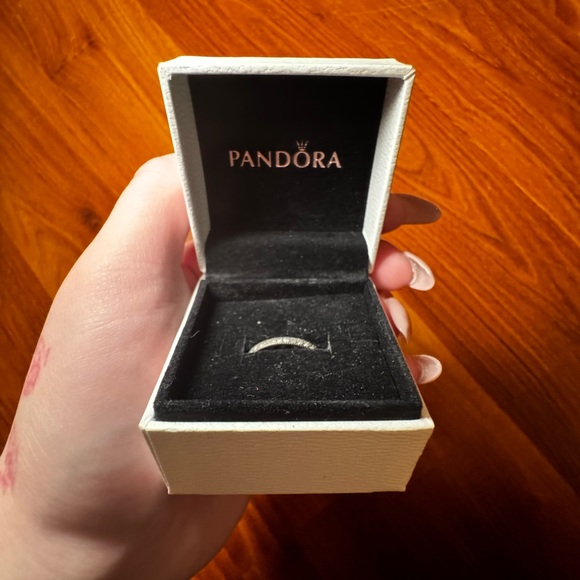 PANDORA Studded Diamond Ring - Picture 2 of 6